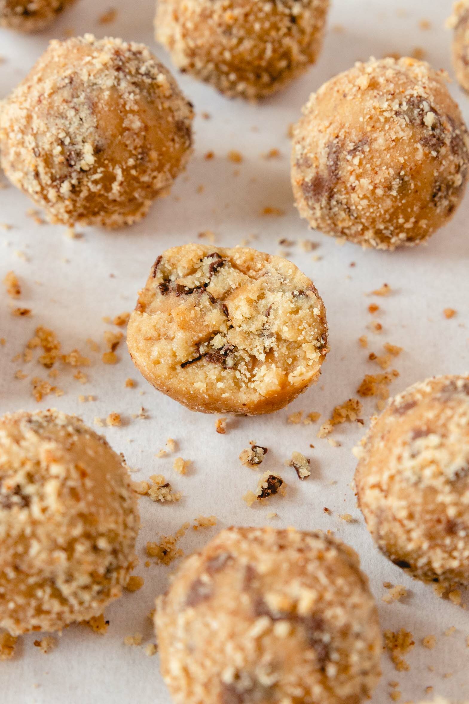 No-Bake Stracciatella Energy Bites