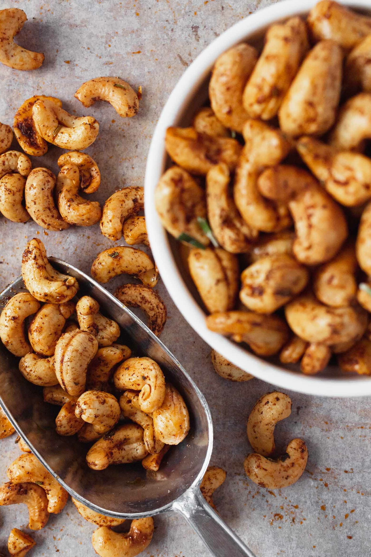 Smoky Chipotle Roasted Cashews