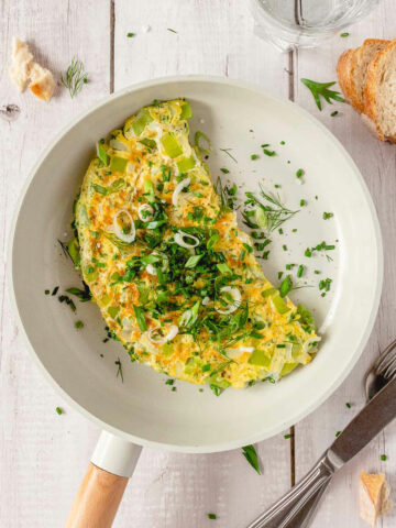 Spicy Herb and Greens Omelette